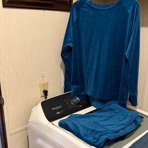 Time and tru teal Blue Velour Lounge Set